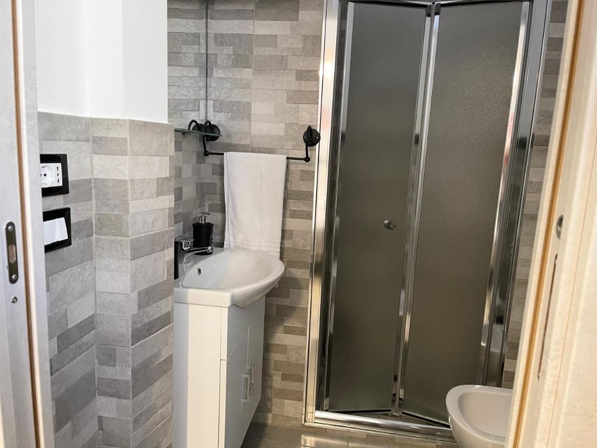 B&B Antichi Cortili 泰尔米尼伊梅雷塞 外观 照片